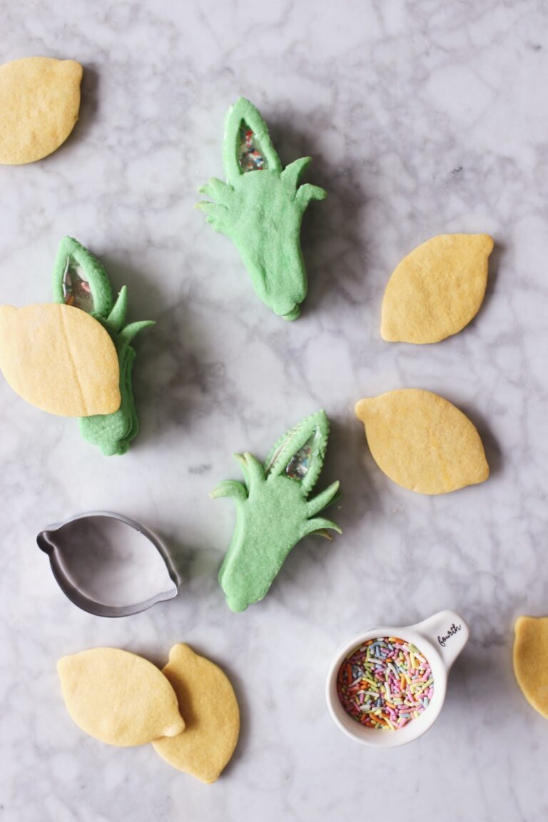 Lulav and Etrog Shaker Cookies for Sukkot