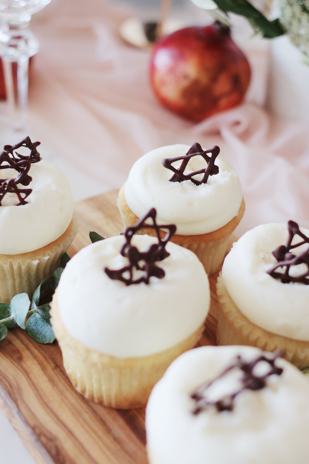 hanukkah desserts cupcakes