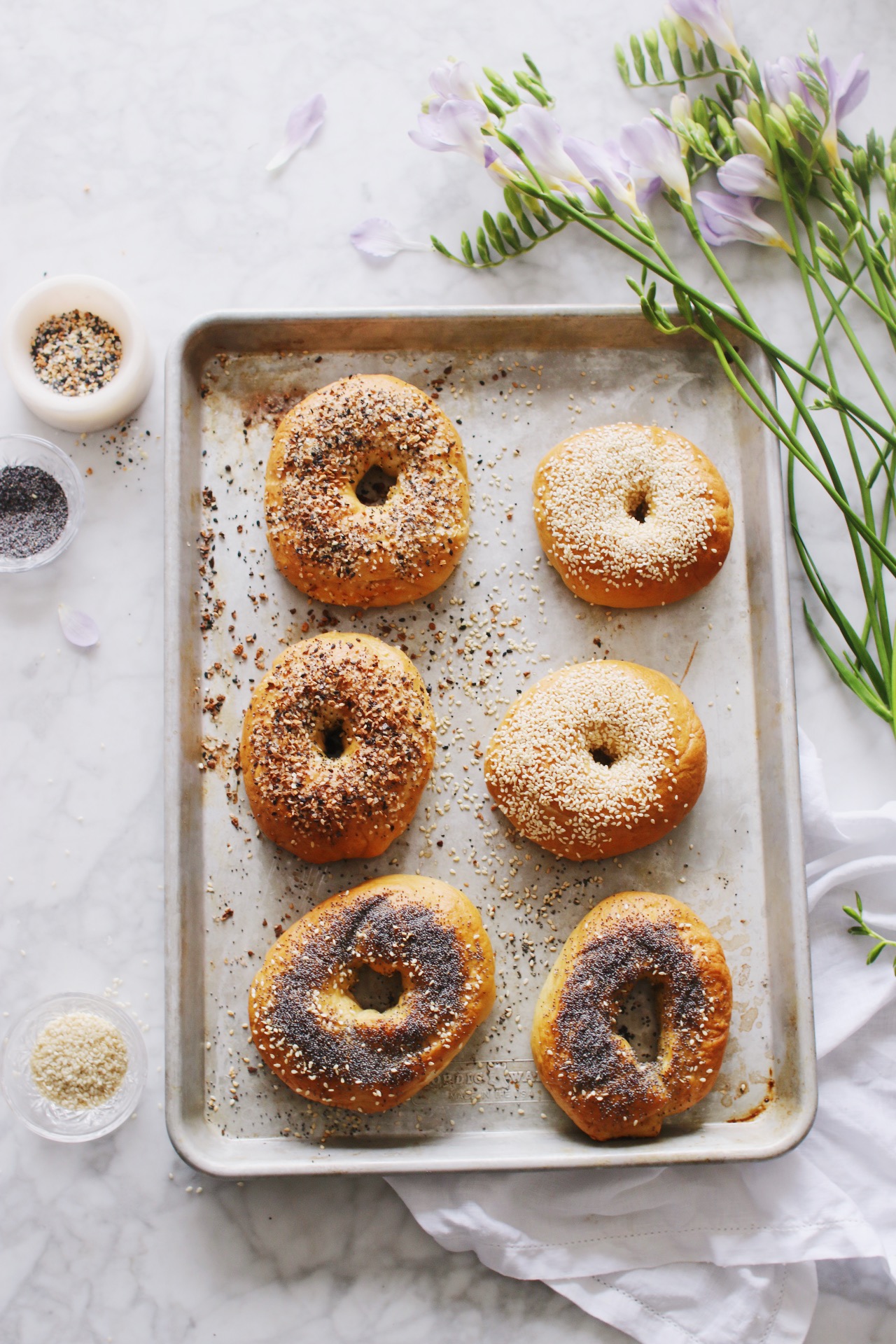 how to make everything bagels at home