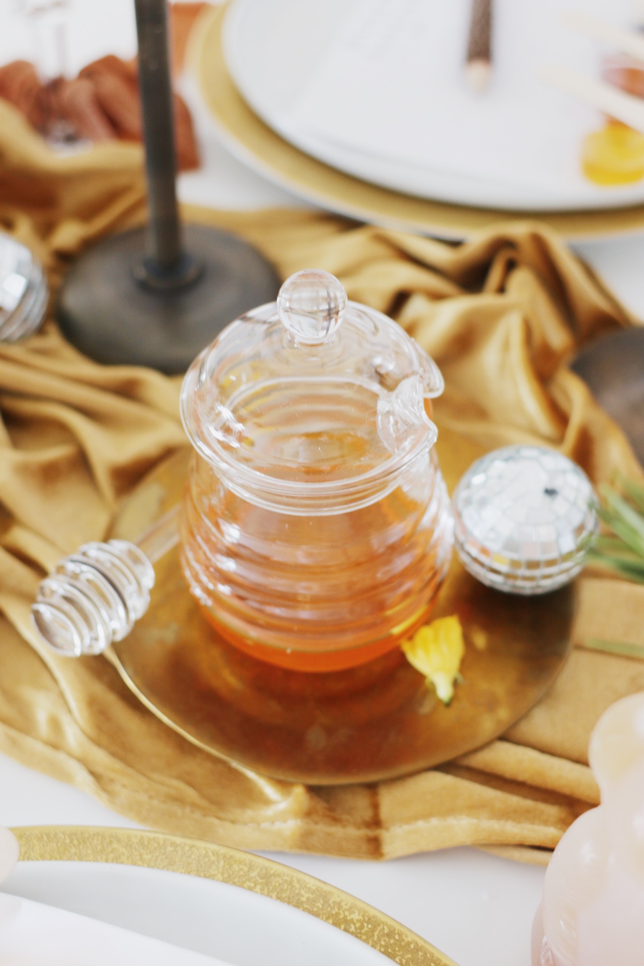 rosh hashanah honey tasting
