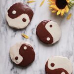 yin yang black and white cookies