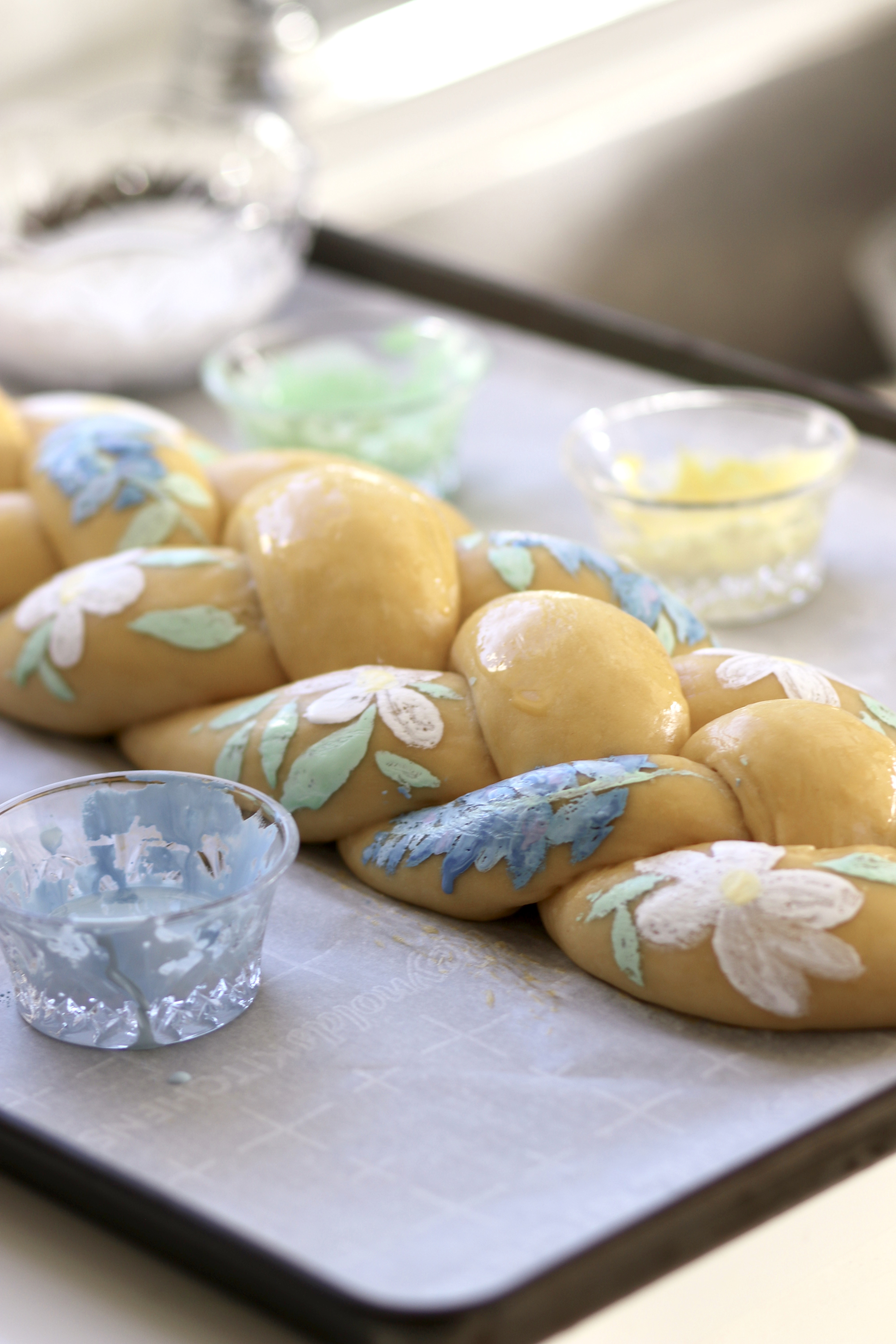 painted challah tutorial